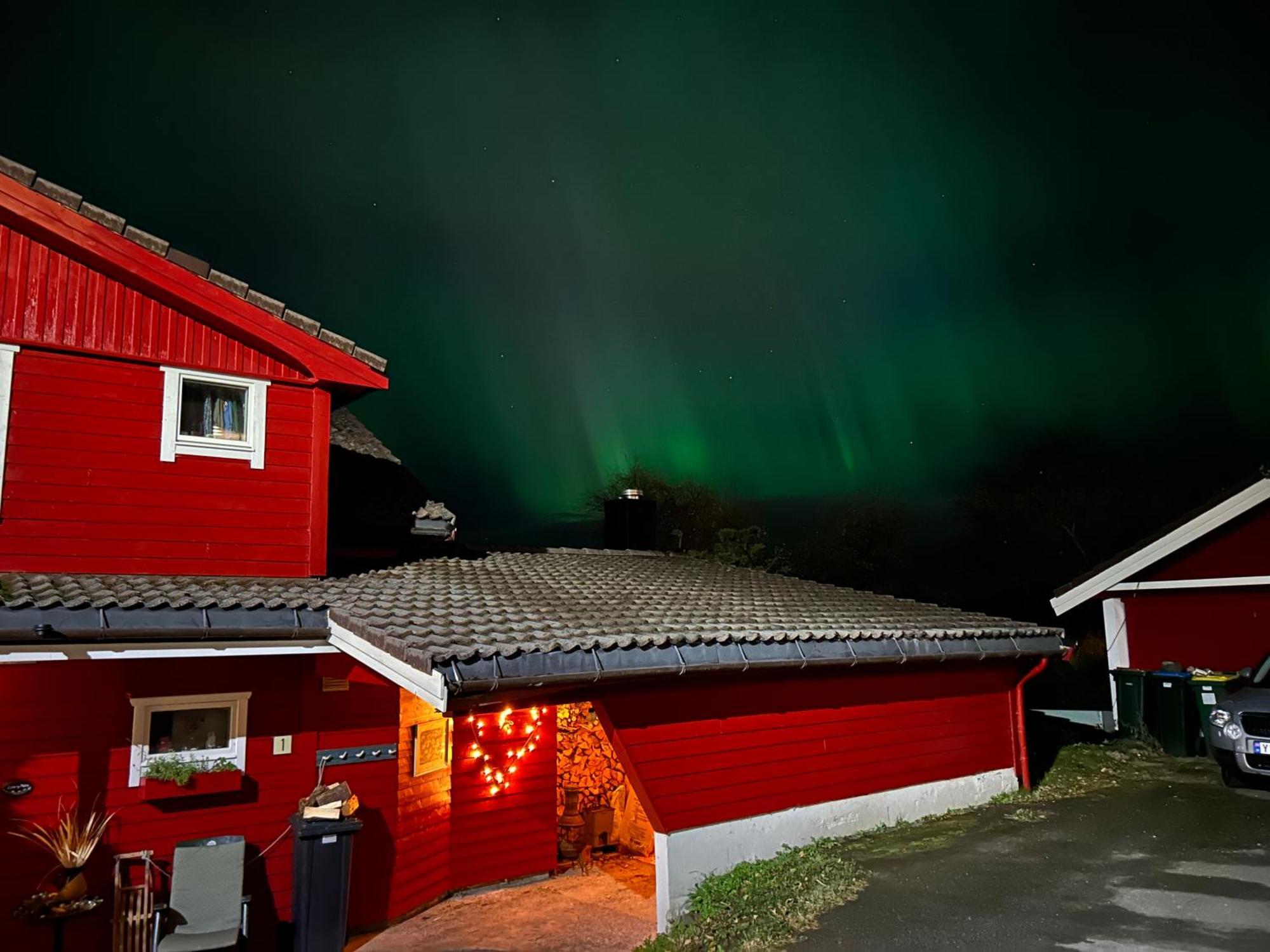 Line Pa Hauane1 Bed and Breakfast Volda Exteriör bild