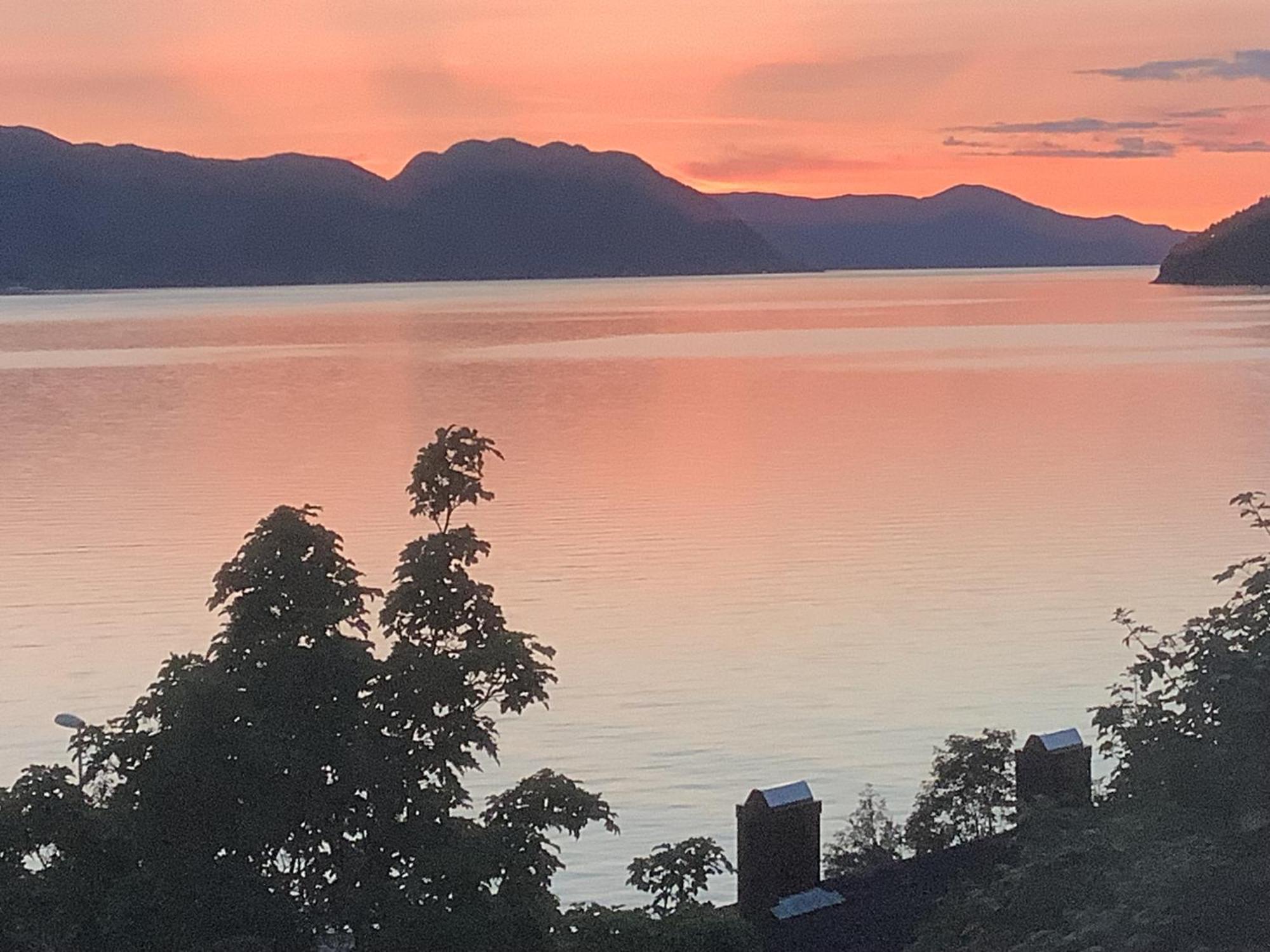 Line Pa Hauane1 Bed and Breakfast Volda Exteriör bild