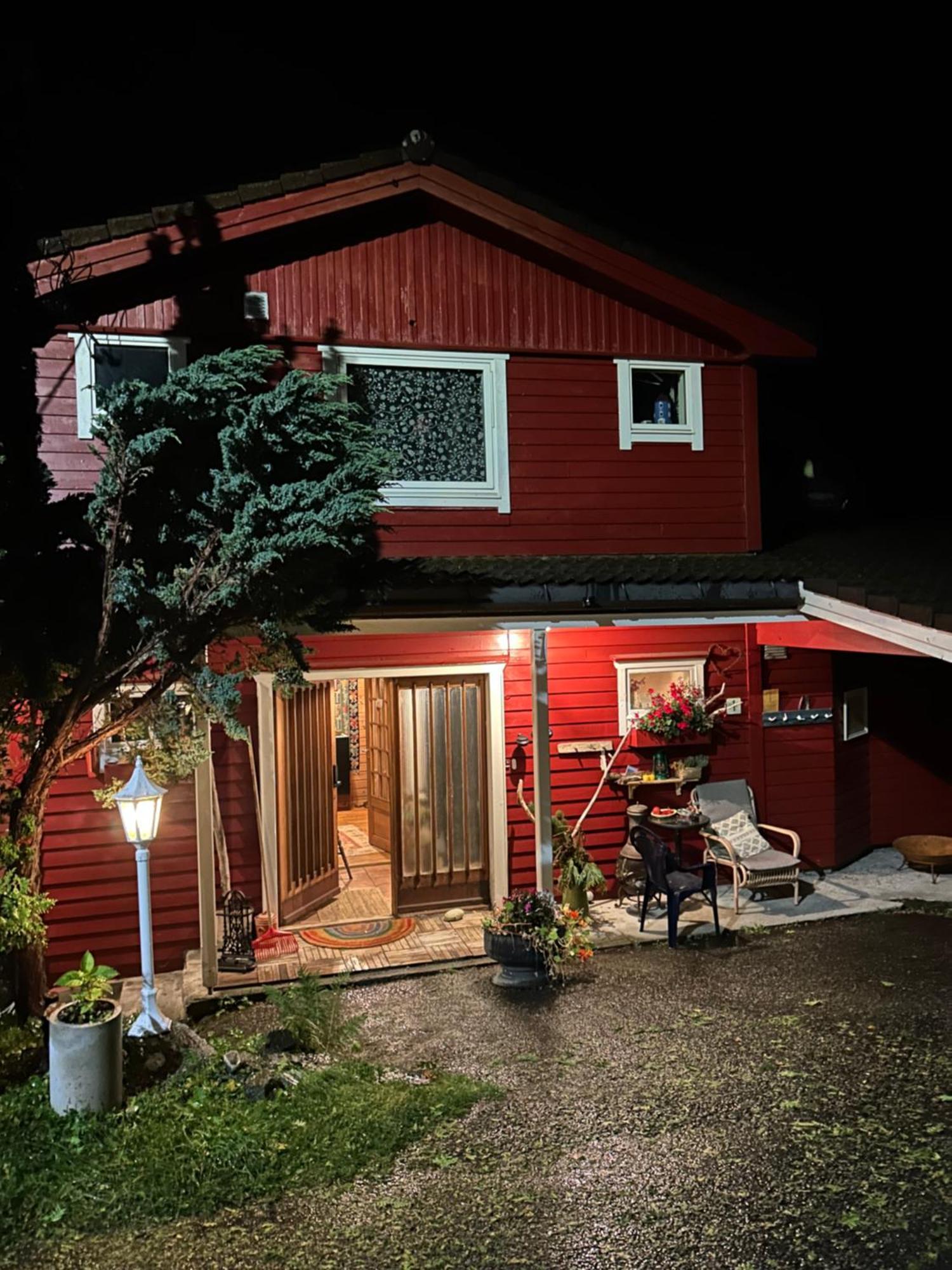 Line Pa Hauane1 Bed and Breakfast Volda Exteriör bild
