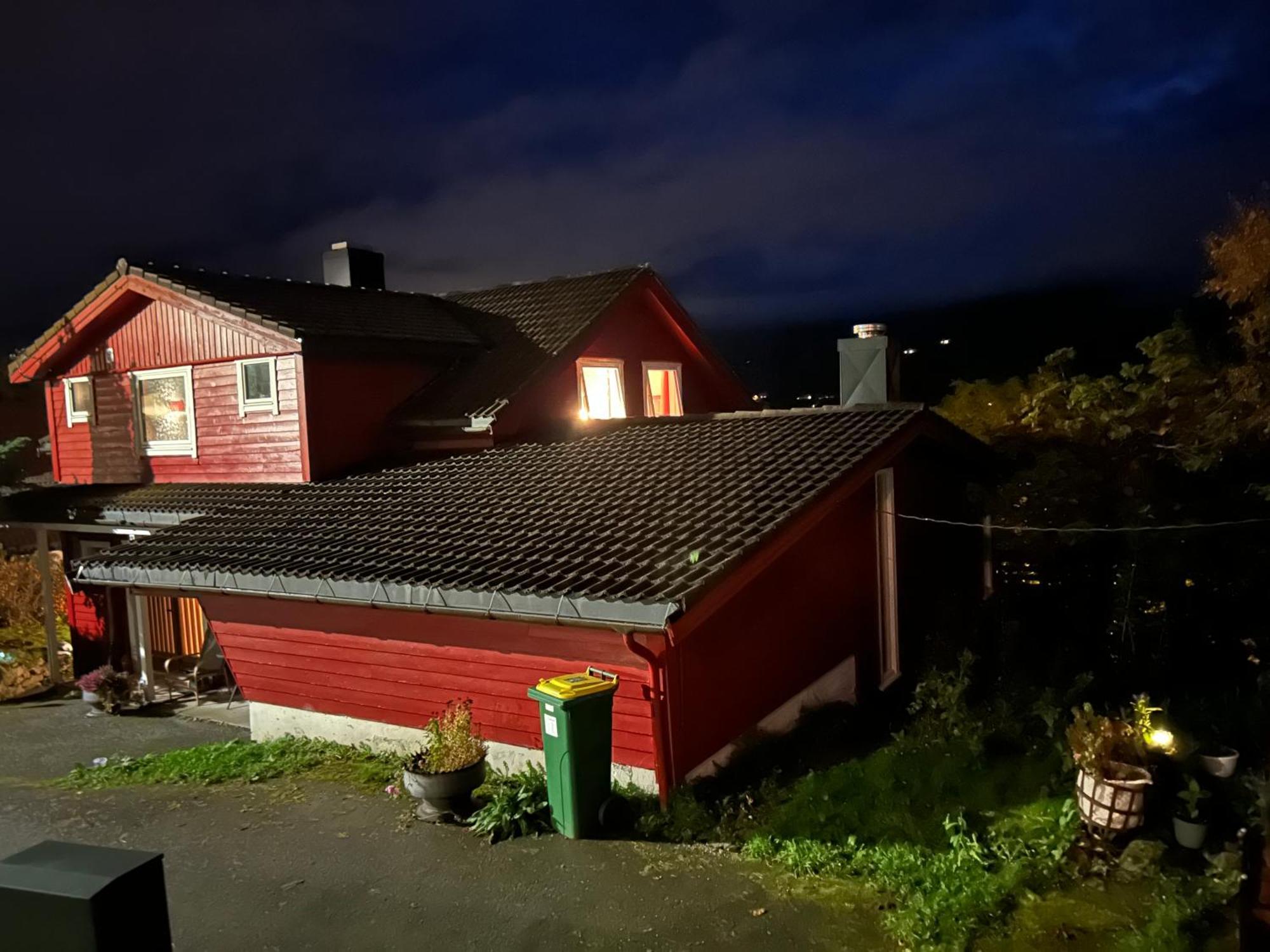 Line Pa Hauane1 Bed and Breakfast Volda Exteriör bild