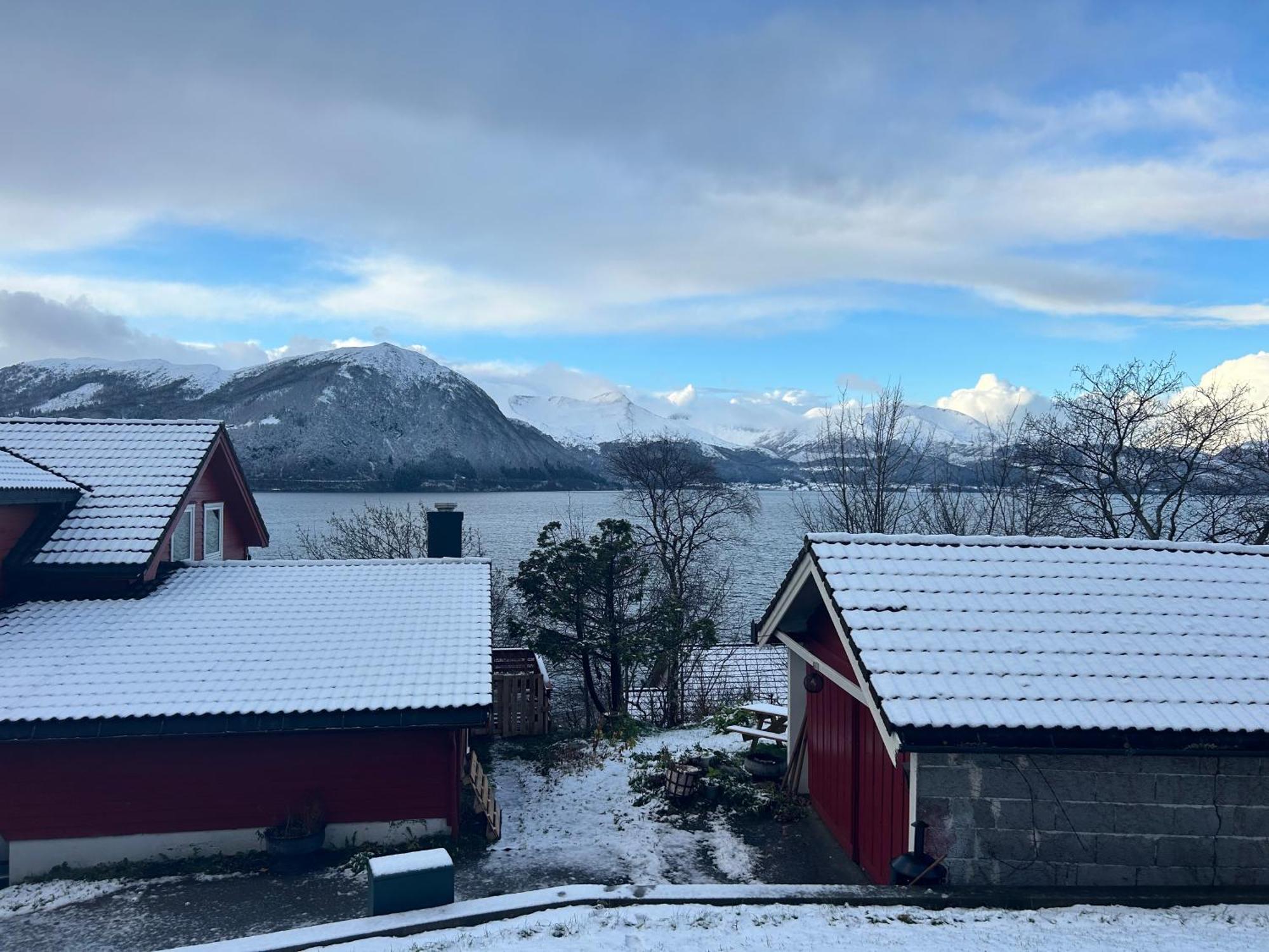 Line Pa Hauane1 Bed and Breakfast Volda Exteriör bild